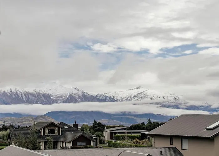 Holiday home Infinity Outlook | Views, Fireplace & Bbq