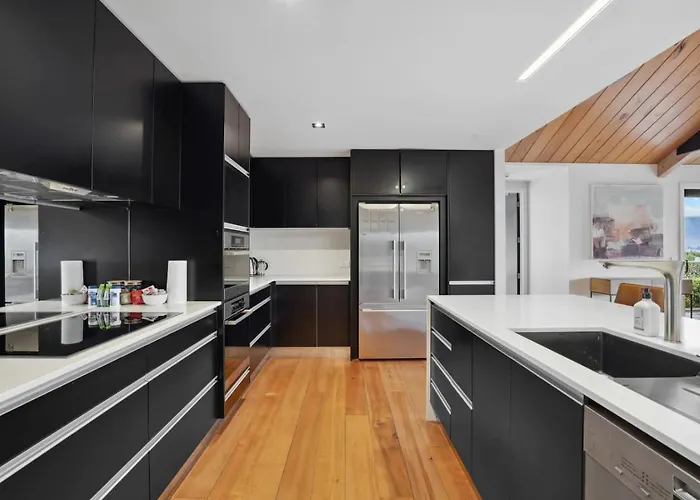 Holiday home Infinity Outlook | Views, Fireplace & Bbq *